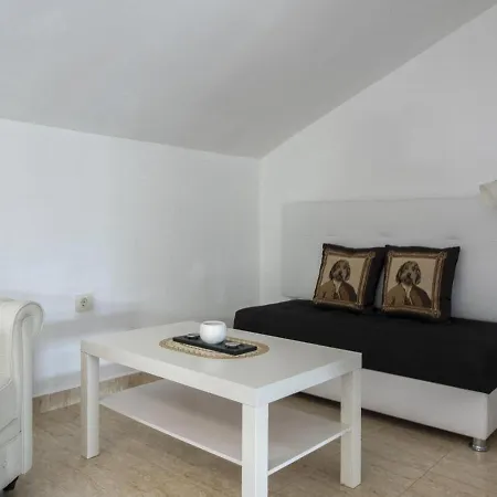 Stunning Holiday In Cutiellos With Garden * Belmonte De Miranda