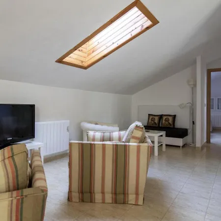 Stunning Holiday In Cutiellos With Garden Tatil Evi