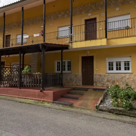 Stunning Holiday In Cutiellos With Garden